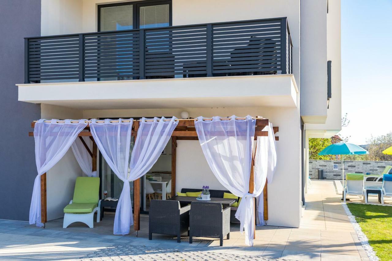 Villa Cindric เมดูลิน ภายนอก รูปภาพ